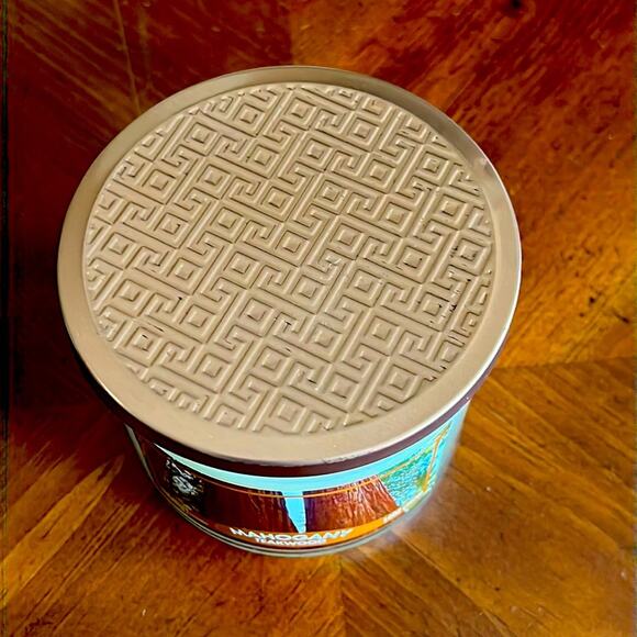 Mahogany Teakwood 3 Wick Soy Candle 14OZ - Picture 2 of 5